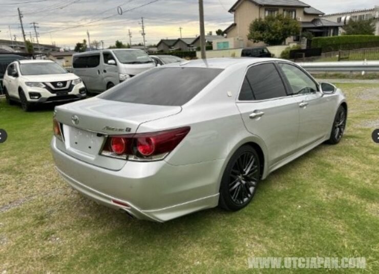 Toyota Crown 2.0
