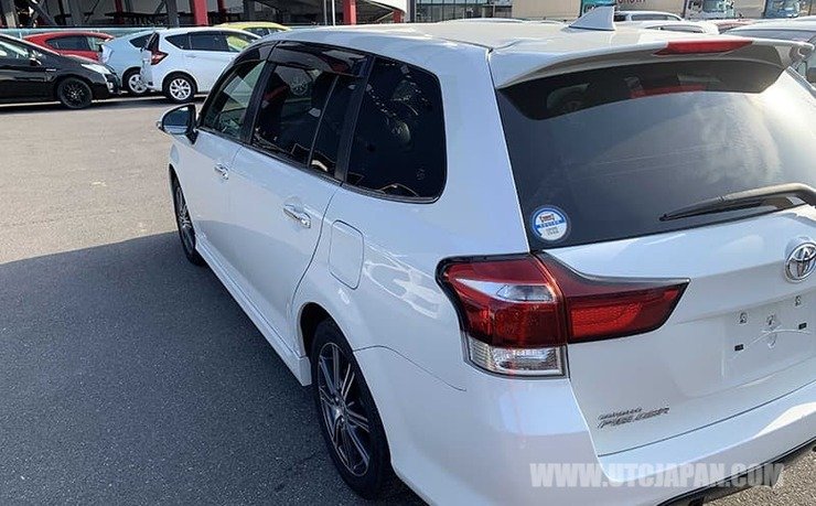 Toyota Corolla Fielder