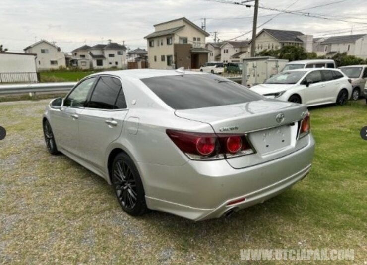 Toyota Crown 2.0